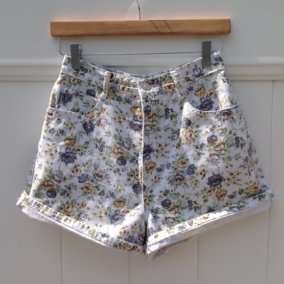 Vintage 90's BONGO Hi Rise Floral Jean Shorts 25 - Picture 6 of 11